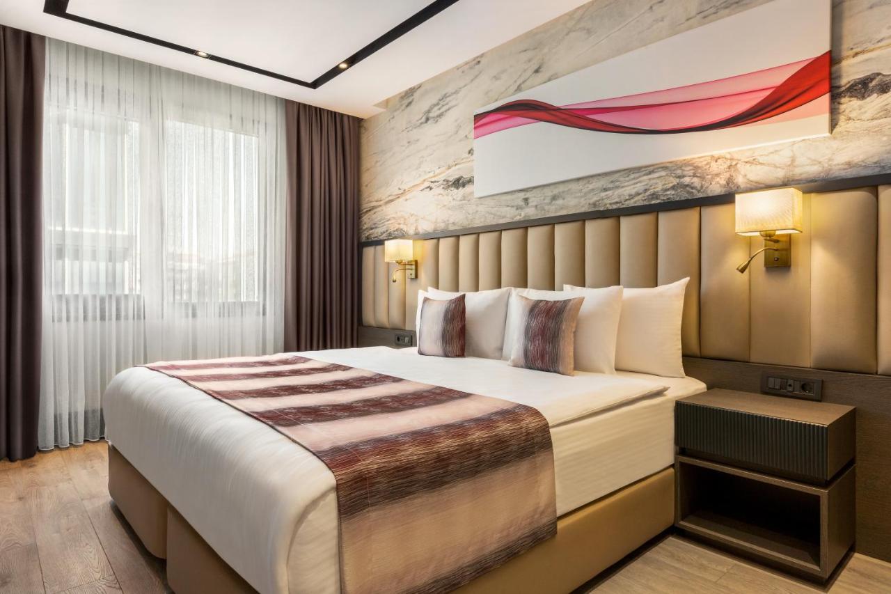 מלון Ramada By Wyndham Istanbul Umraniye מראה חיצוני תמונה