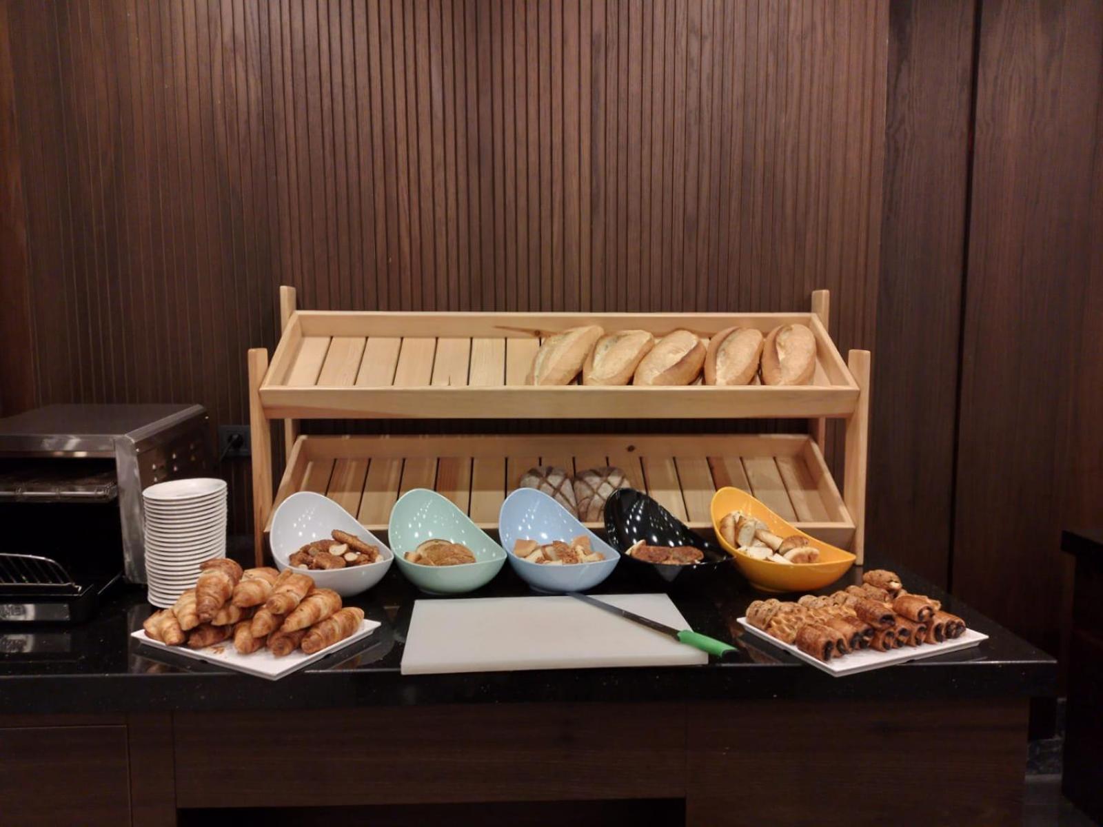 מלון Ramada By Wyndham Istanbul Umraniye מראה חיצוני תמונה